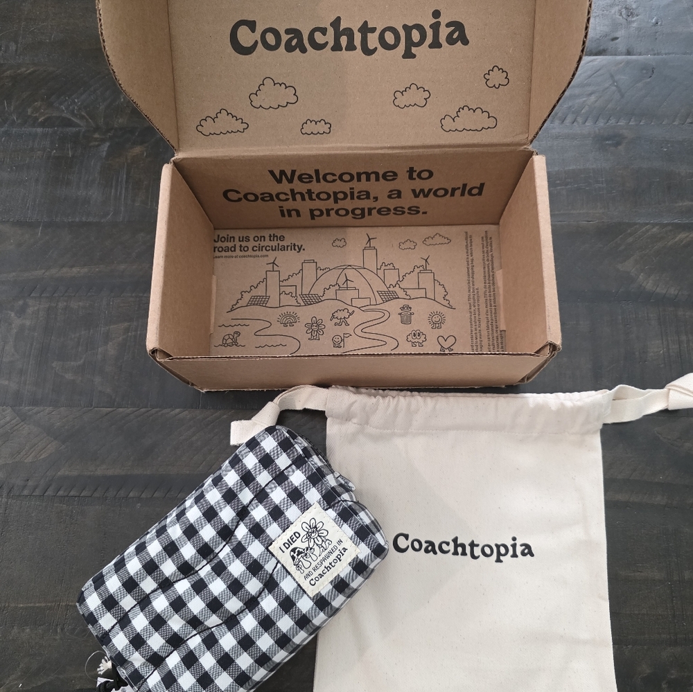 Coachtopia Loop Pouch In Recycled Polyester With Gingham Pattern - Picture 16 of 16